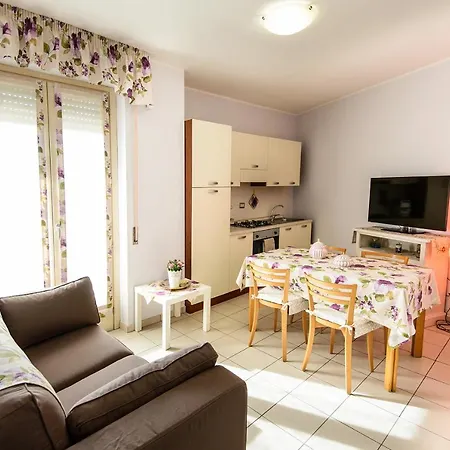 Lillananna Reload アパート *