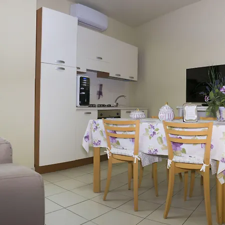 Lillananna Reload アパート Porto SantʼElpidio