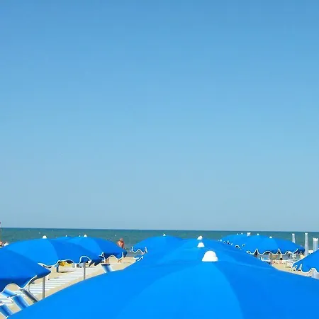 Lillananna Reload アパート Porto SantʼElpidio